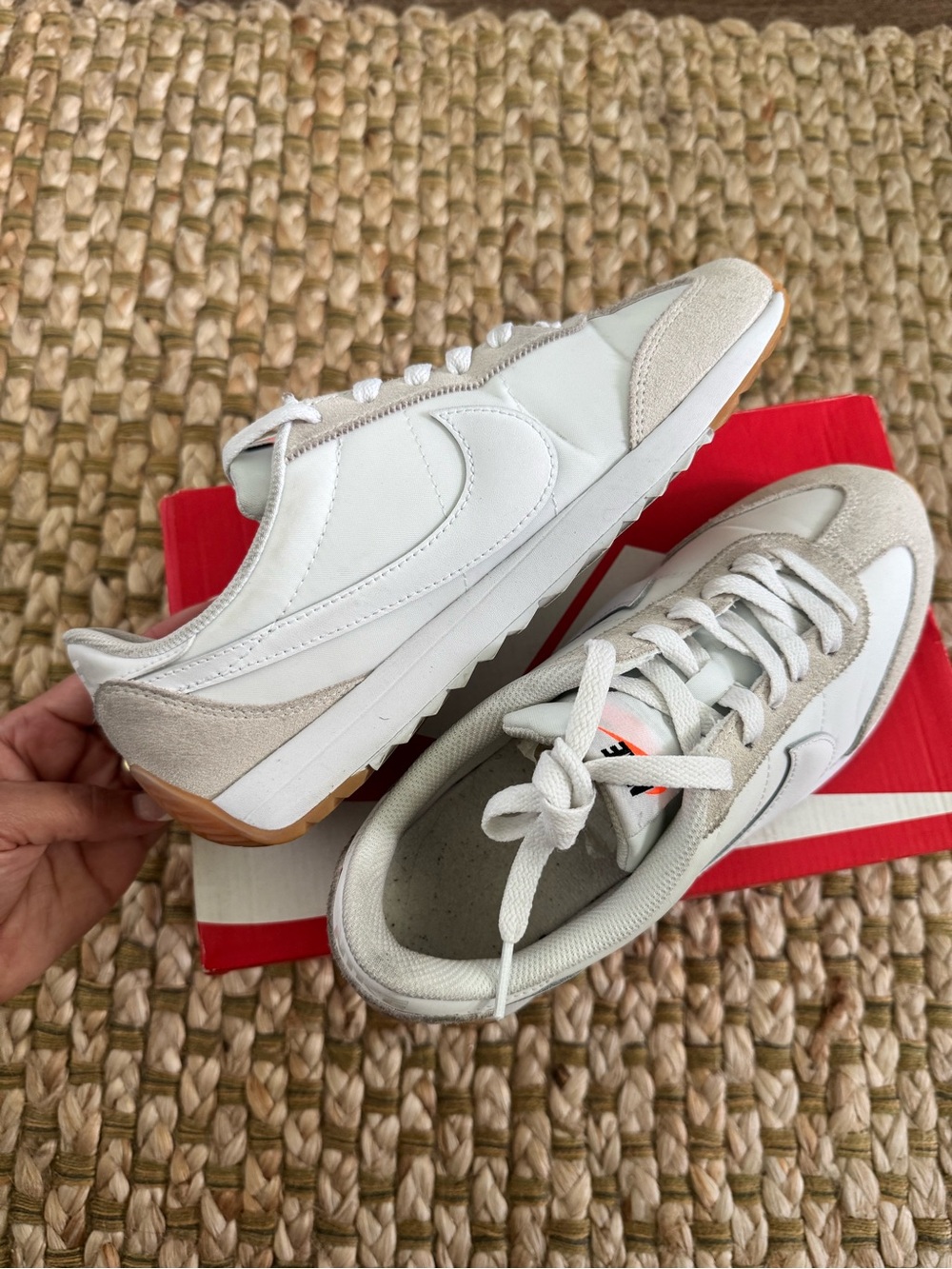 Women’s Nike Pacific White - Picture 7 of 10